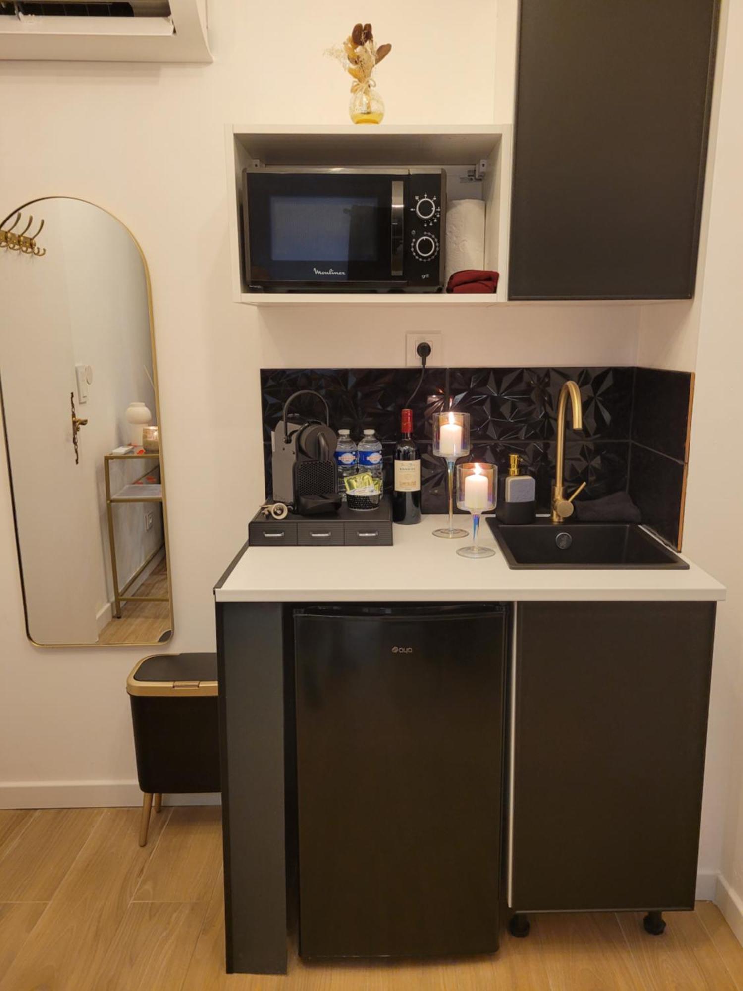 Nuit D'Evasion Love Room Avec Baignoire Balneotherapie Toulon Kültér fotó