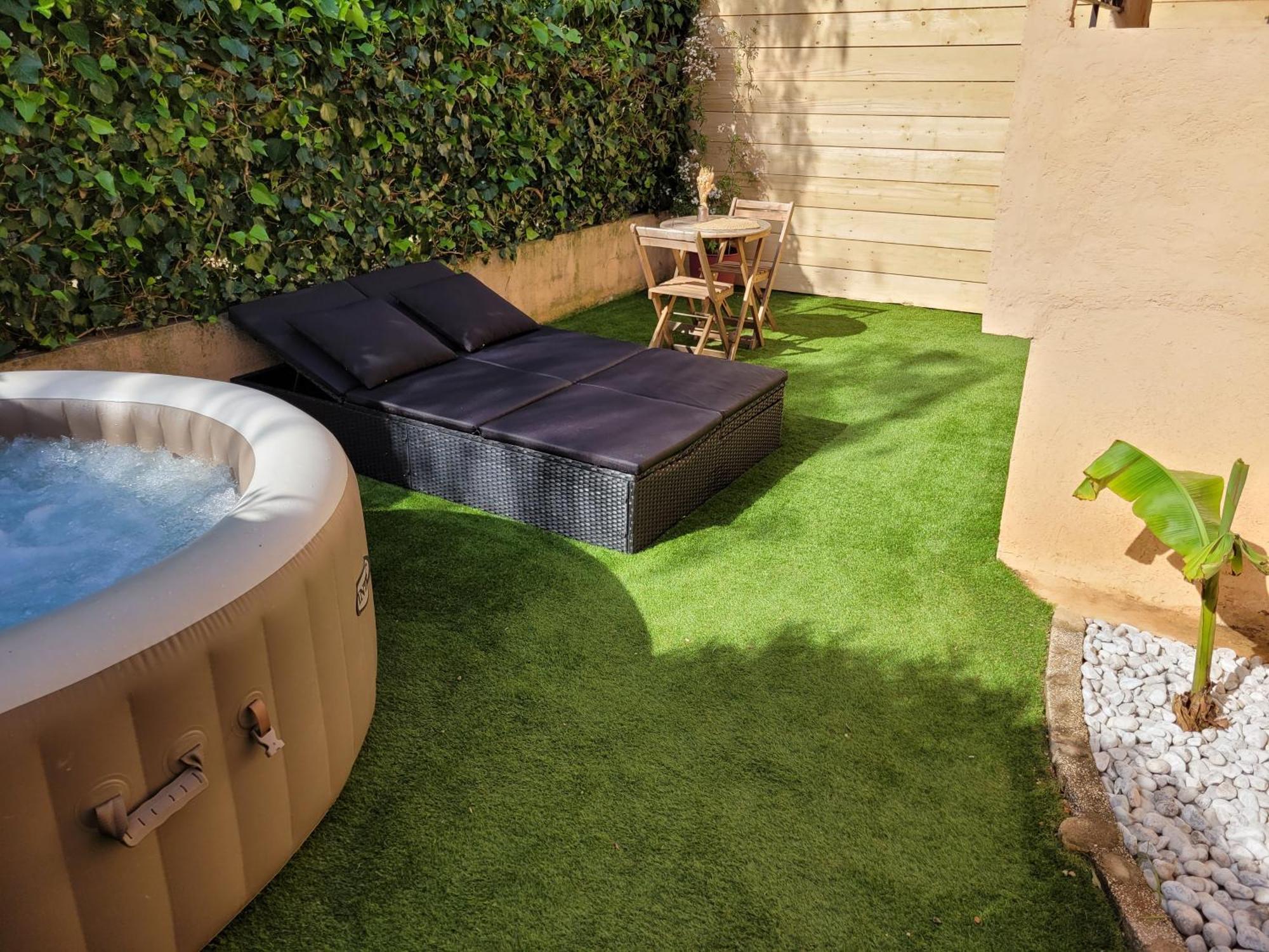 Nuit D'Evasion Love Room Avec Baignoire Balneotherapie Toulon Kültér fotó