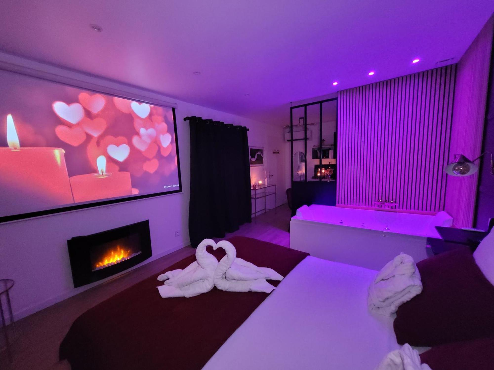 Nuit D'Evasion Love Room Avec Baignoire Balneotherapie Toulon Kültér fotó